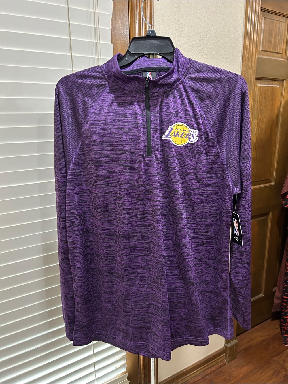 LA Lakers Purple Quarter-Zip Pullover Sweater Men’s XL NWT